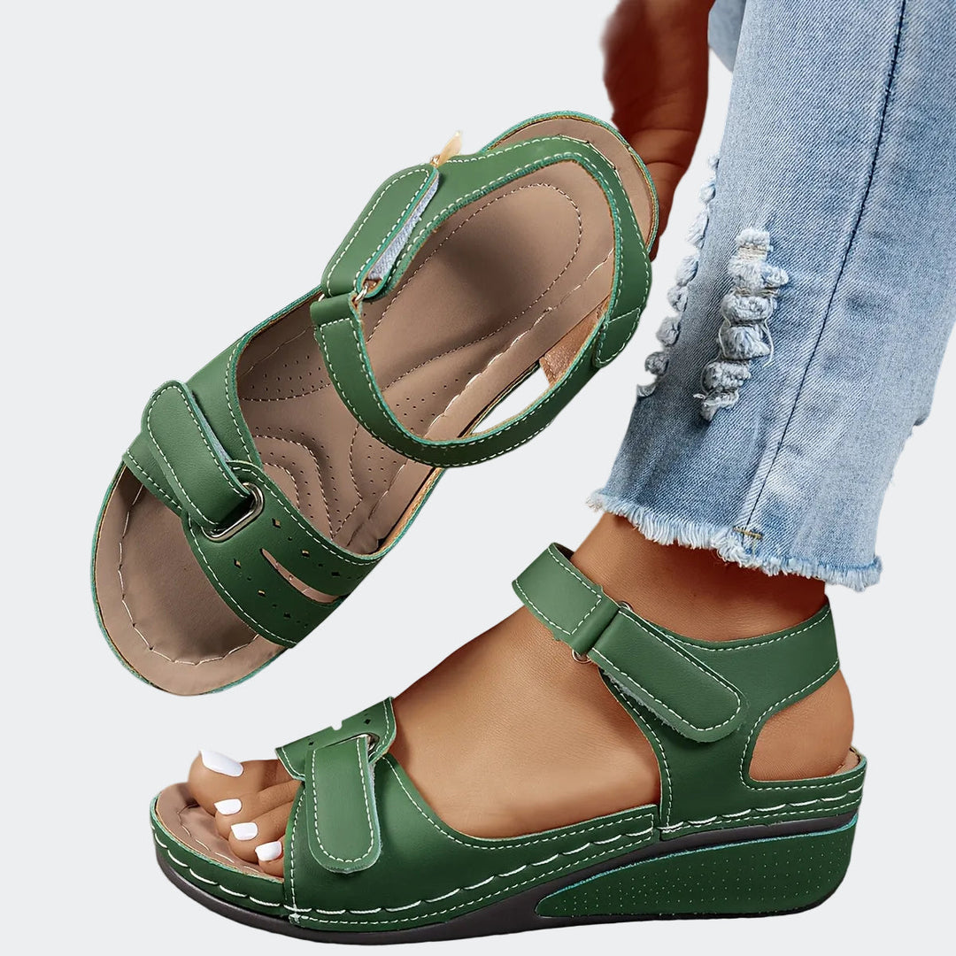Célima - Elegantni Ergonomični Sandali
