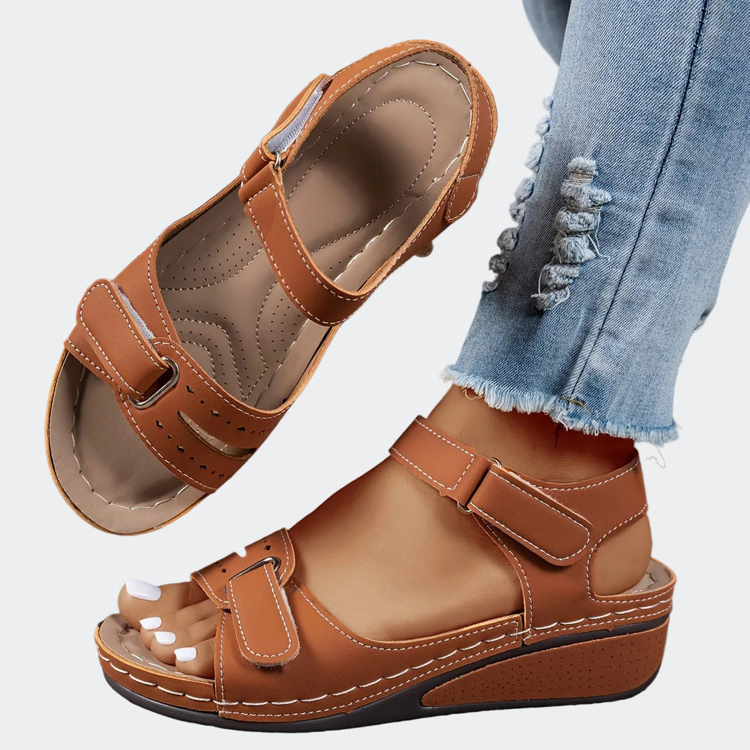 Célima - Elegantni Ergonomični Sandali