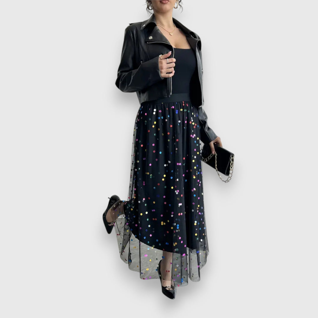 Marija – Šarena suknja s točkicama