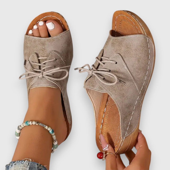 Saskia – Vintage Stil Sandali