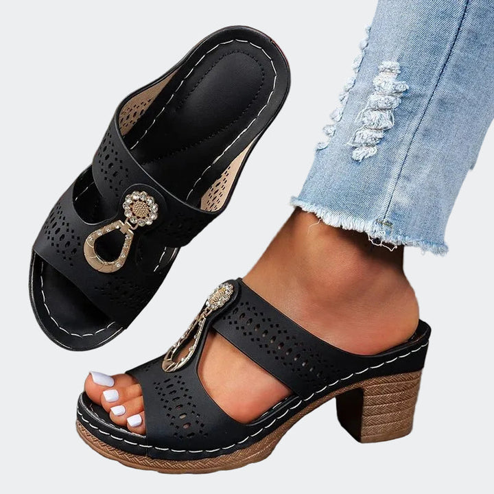 Faith - Chic ortopedske sandale za žene