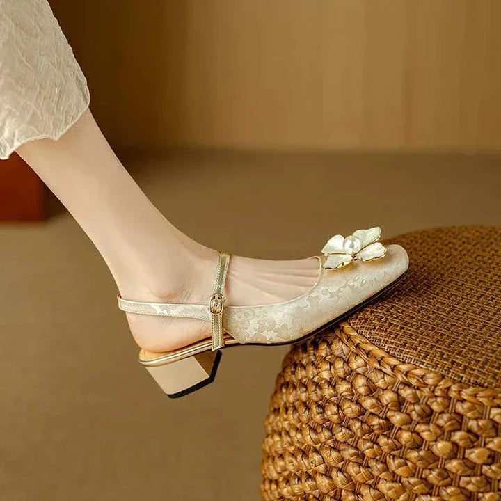 Mathilde | Elegantne ženske cipele s cvjetnim detaljem