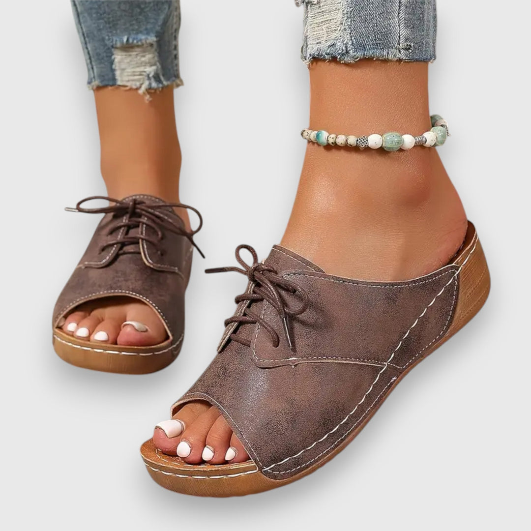Saskia – Vintage Stil Sandali