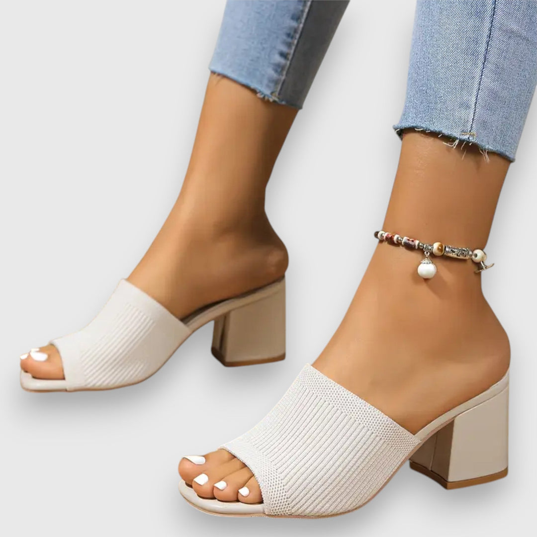 Lina – Stylish Laki Sandals